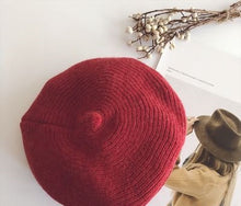 Load image into Gallery viewer, kids children Cool Wind Children Knitted Berets Winter and Autumn Curling Pumpkin Hat Painter's Cap Baby's Wool Cap