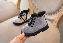 Load image into Gallery viewer, Fashion New Winter Children's Shoes Princess Rhinestone Girls Anti Slip Foot Warmer Fashion Snow Martin Boots 1-3 Years Old.