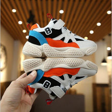 Load image into Gallery viewer, Girls shoes 2019 new children's ins super fire sports shoes spring single shoes non-slip boys old shoes