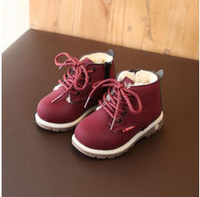 Load image into Gallery viewer, Children's plush warm snow boots boys girls thicker leather shoes For Kids