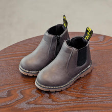 Load image into Gallery viewer, Children's Riding Boots Autumn Fashion Child Leather Snow Boots Casual Keep Warm Plush Baby Boys Ankle Boots Winter Zipper Shoes