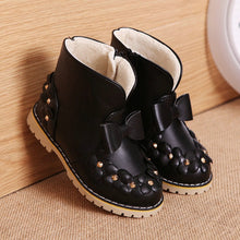 Load image into Gallery viewer, Girls Martin Boots 2018 New Autumn Winter children's snow boots girls princess Sneakers kids small flower keep warm cotton shoes